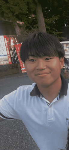 りょうま先生の顔写真